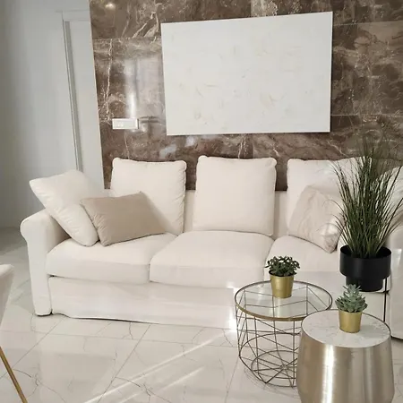 Apartment Strelicija With The Sea View