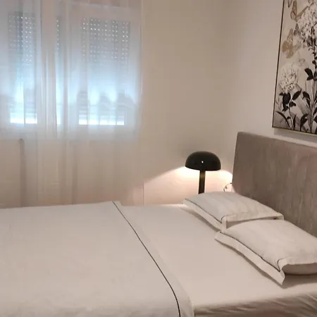 Apartment Strelicija With The Sea View Podstrana